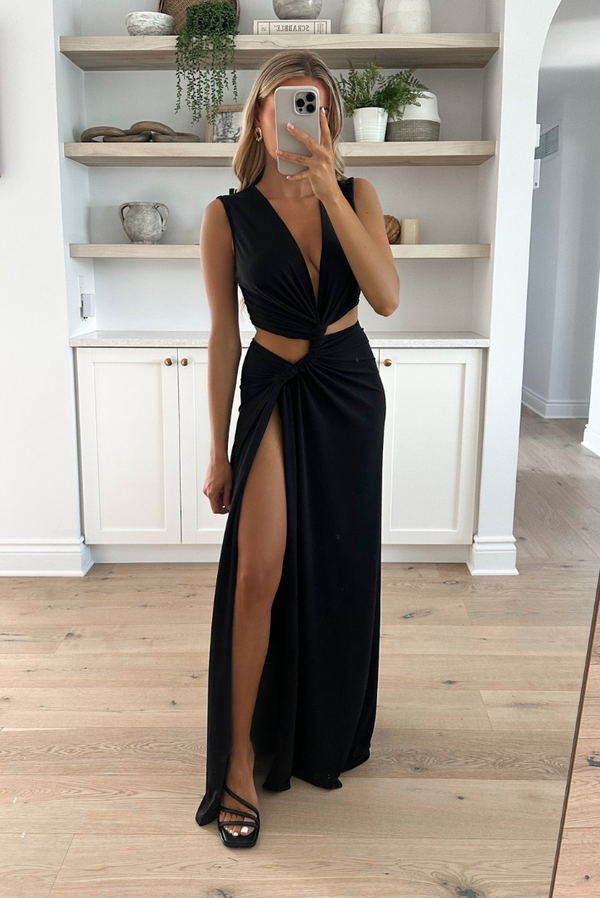 Bailey Loop Maxi- Black